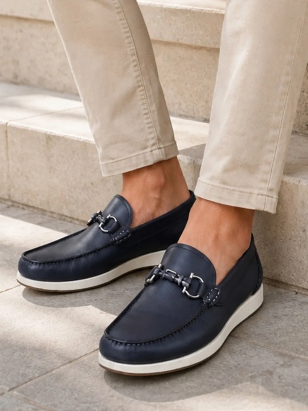 Salvatore Ferragamo Gancini Bit Leather Boat Casual Loafers Navy Sz 7 Made Italy